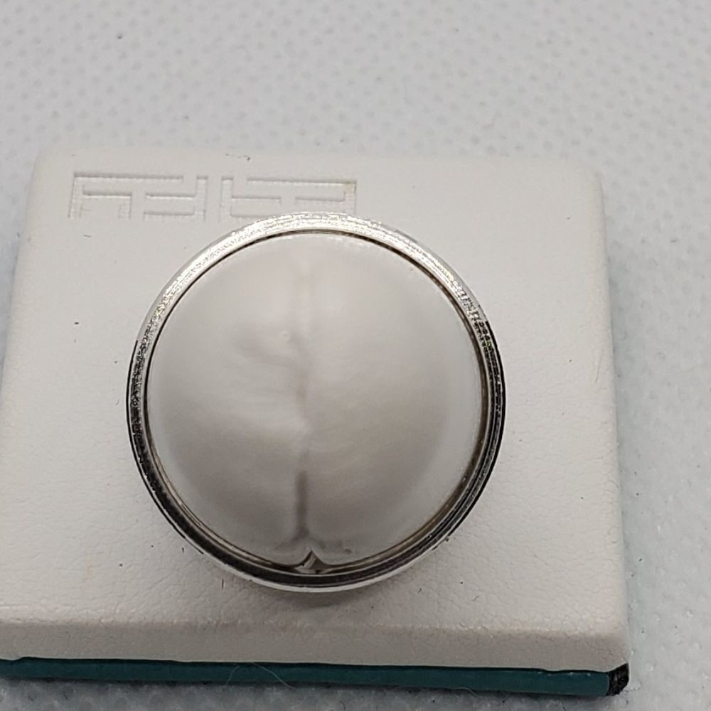 Sterling Silver Wing Patterned Ring - Picture 4 of 6